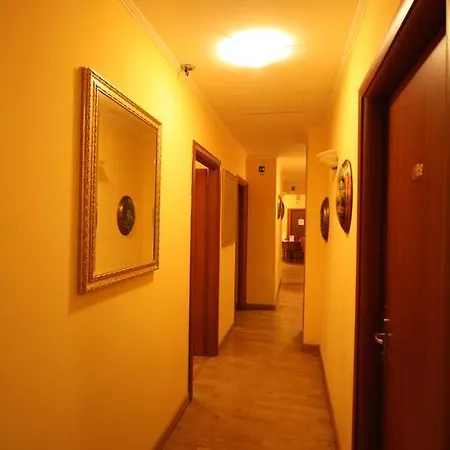Hotell Cherubini 2*