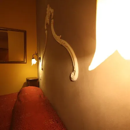 Отель Cherubini