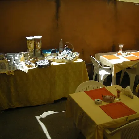 Hotell Cherubini 2*